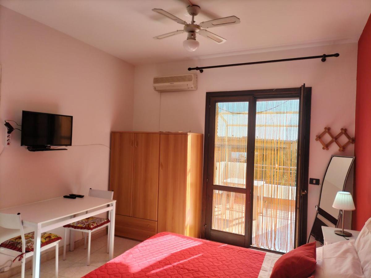 Casa Vacanza Da Rosa Letojanni Extérieur photo