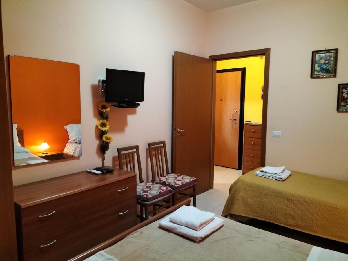 Casa Vacanza Da Rosa Letojanni Extérieur photo